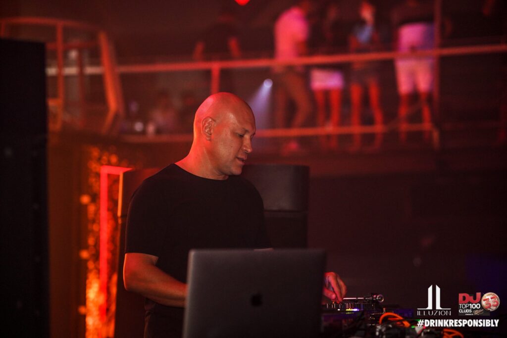 Marco Carola 6